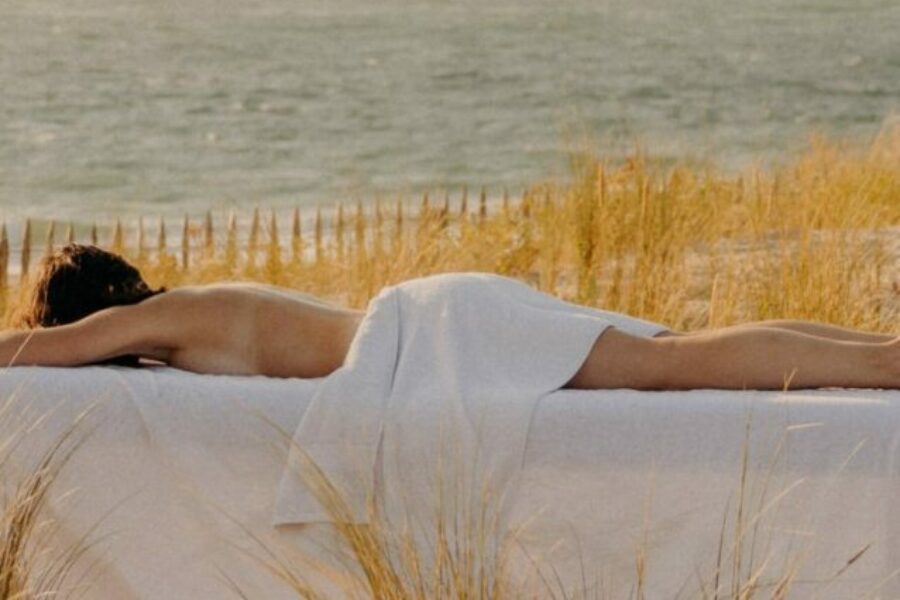 Le Massage Signature KELLUA Bordeaux — Parmi les 40 Meilleures Mains de France