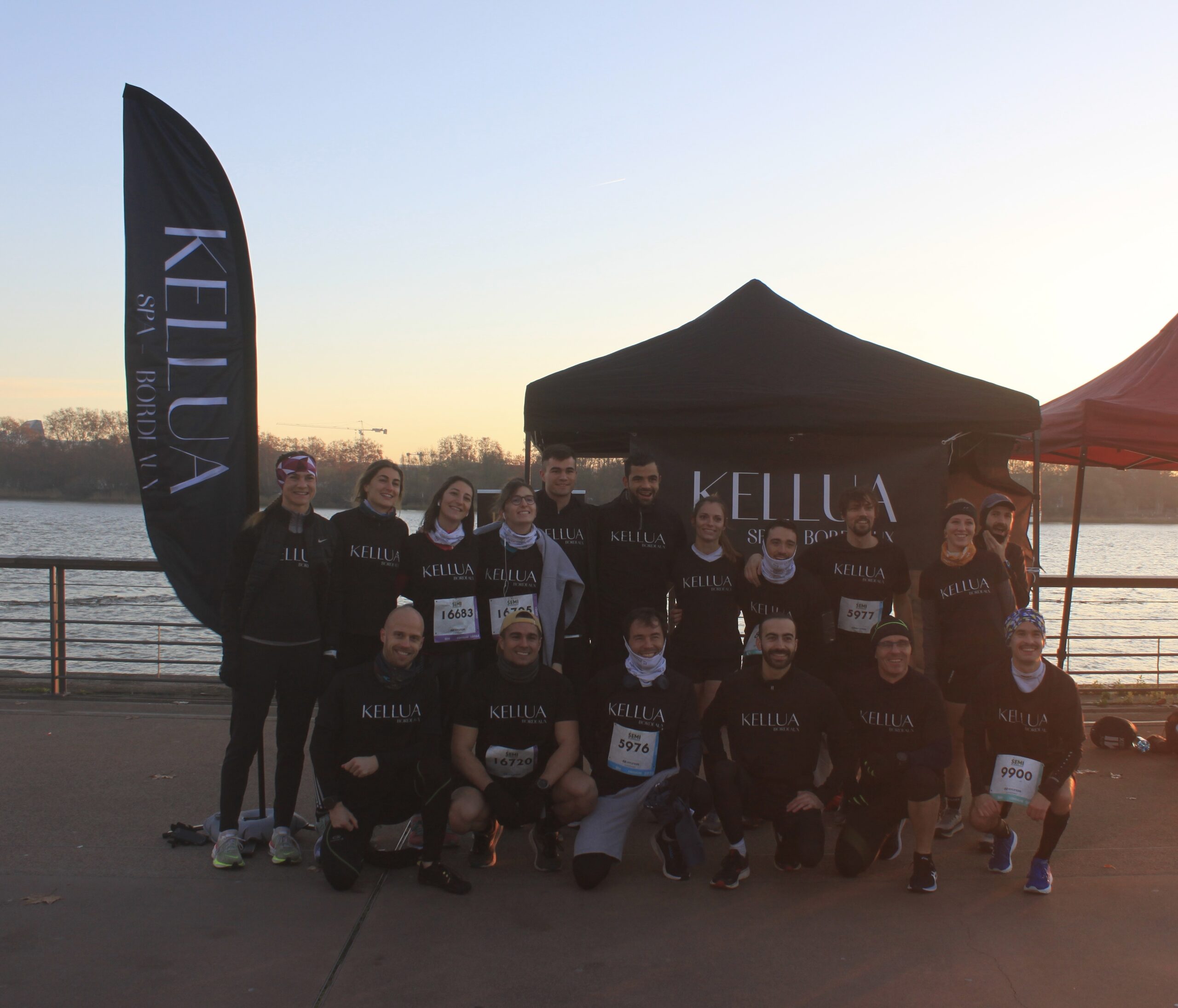 La team KELLUA au semi Marathon de Bordeaux 2024